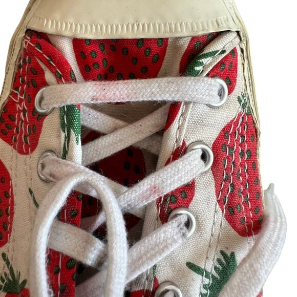 Converse x Marimekko strawberry sneakers low top shoes US womens 9.5 fruit print - Picture 14 of 16